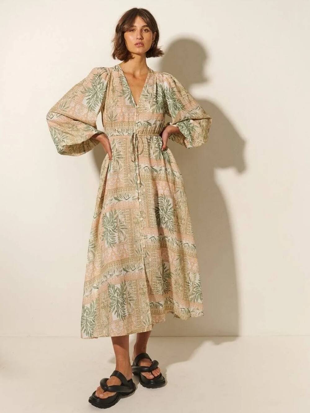 KIVARI Behati Maxi Dress In Palm Print 2.